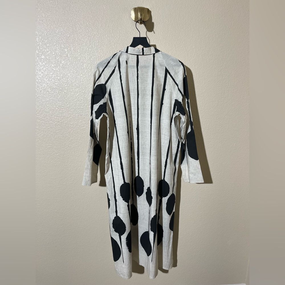 Sold  - Picture 2 of 7